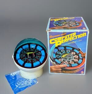 Vintage 1979 Lakeside Computer Perfection Electronic Game 9012 Box WORKS